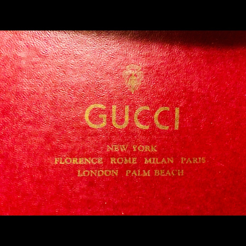 GUCCI VINTAGE WALLET